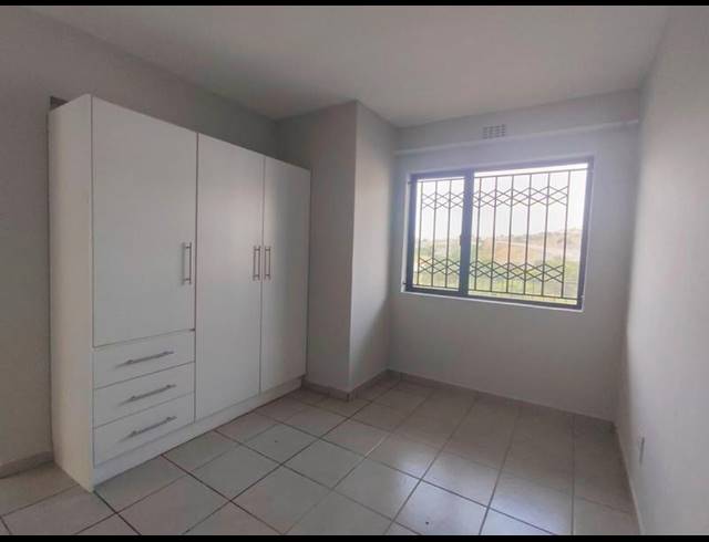 2 BEDROOM APARTMENT FOR SALE IN NEWLANDS EAST